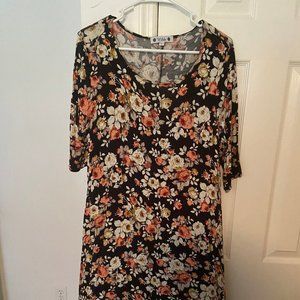 Black and floral tunic / dress